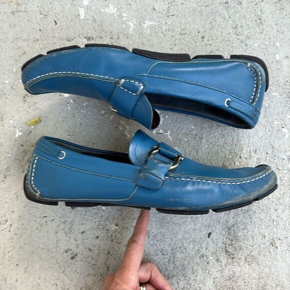 Ferragamo driving shoes - Picture 3 of 11